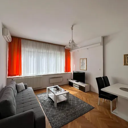 Appartamento Bank Parking Available