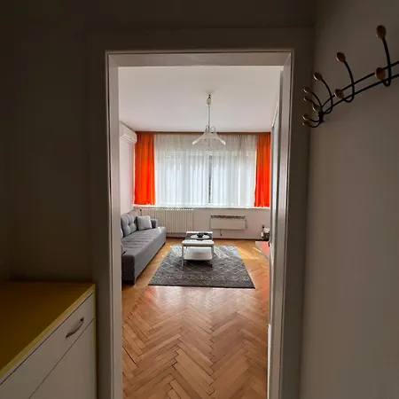 דירה Bank Parking Available *