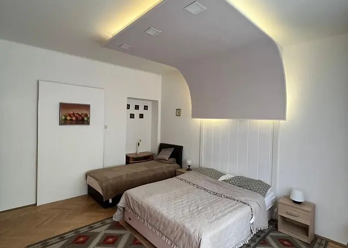 Bank Parking Available شقة سراييفو