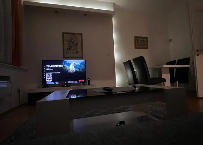 Bank Parking Available * سراييفو